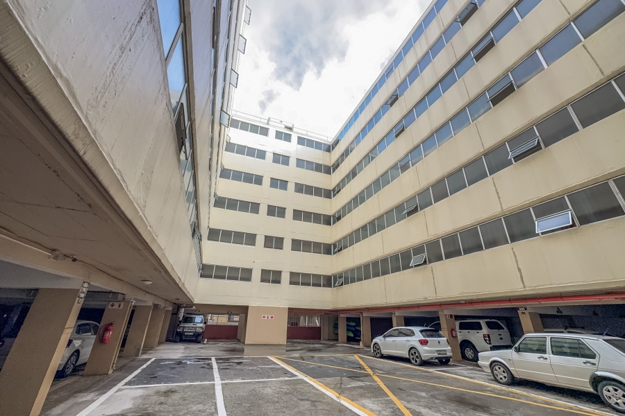 1 Bedroom Property for Sale in Humewood Eastern Cape